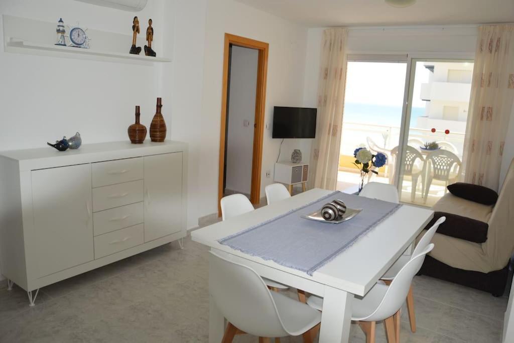 Apartamento Centrico En La Playa Con Piscina. Peñíscola Eksteriør billede