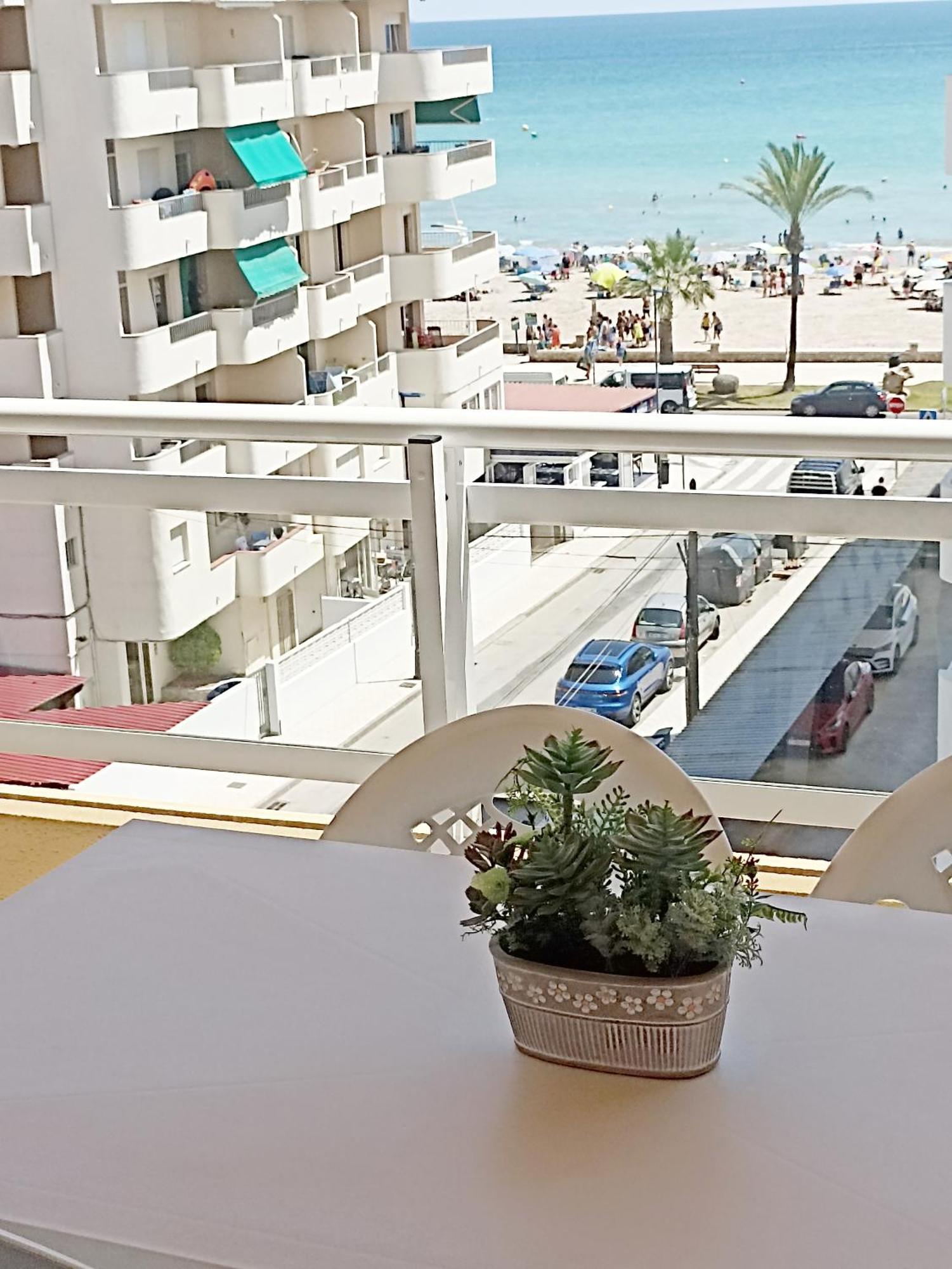 Apartamento Centrico En La Playa Con Piscina. Peñíscola Eksteriør billede